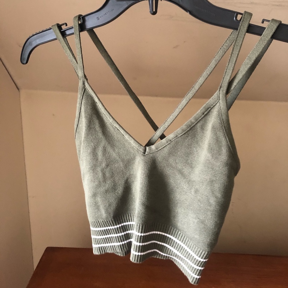 Green crop top